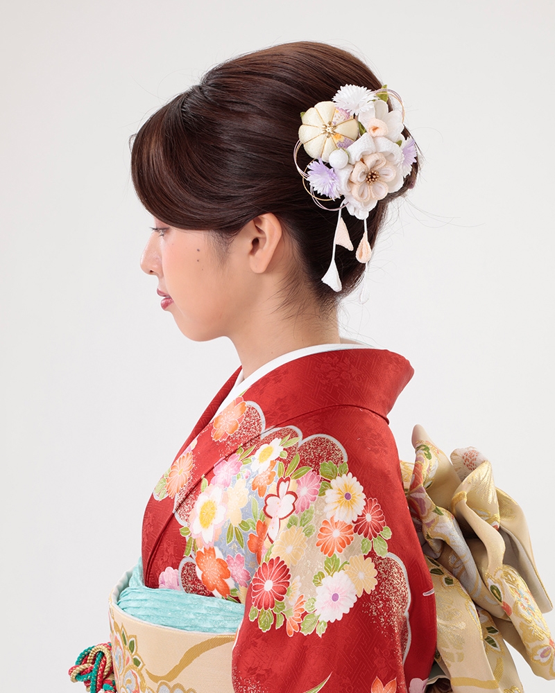 振袖レンタルショップkimono Yuubi 髪飾り 白のちりめん細工